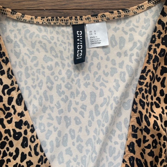 H&M cheetah print wrap dress - Picture 3 of 5